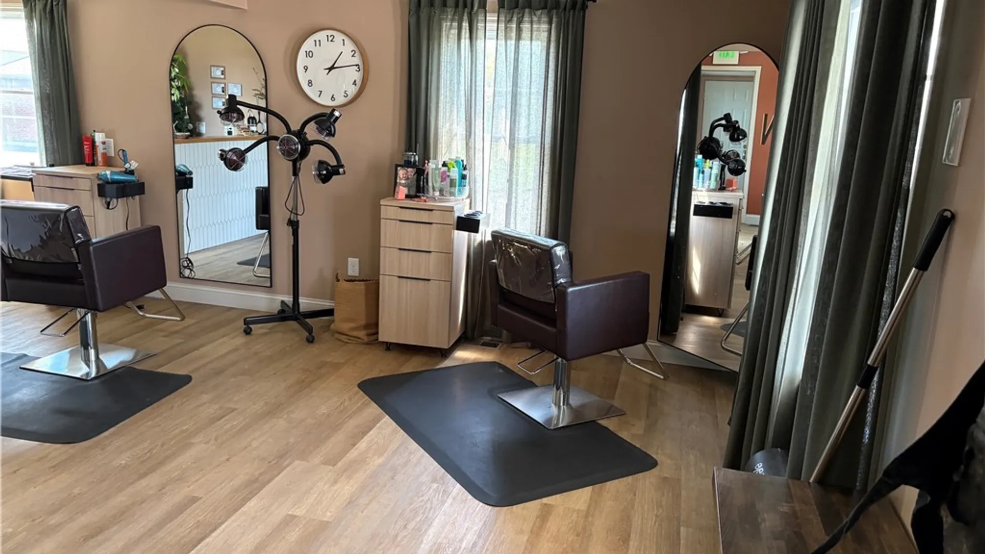 Property at 2919 Military Road, Niagara, NY 14304 5