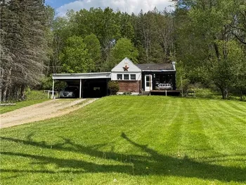 1524 Thurber Road, Caton, NY 14830