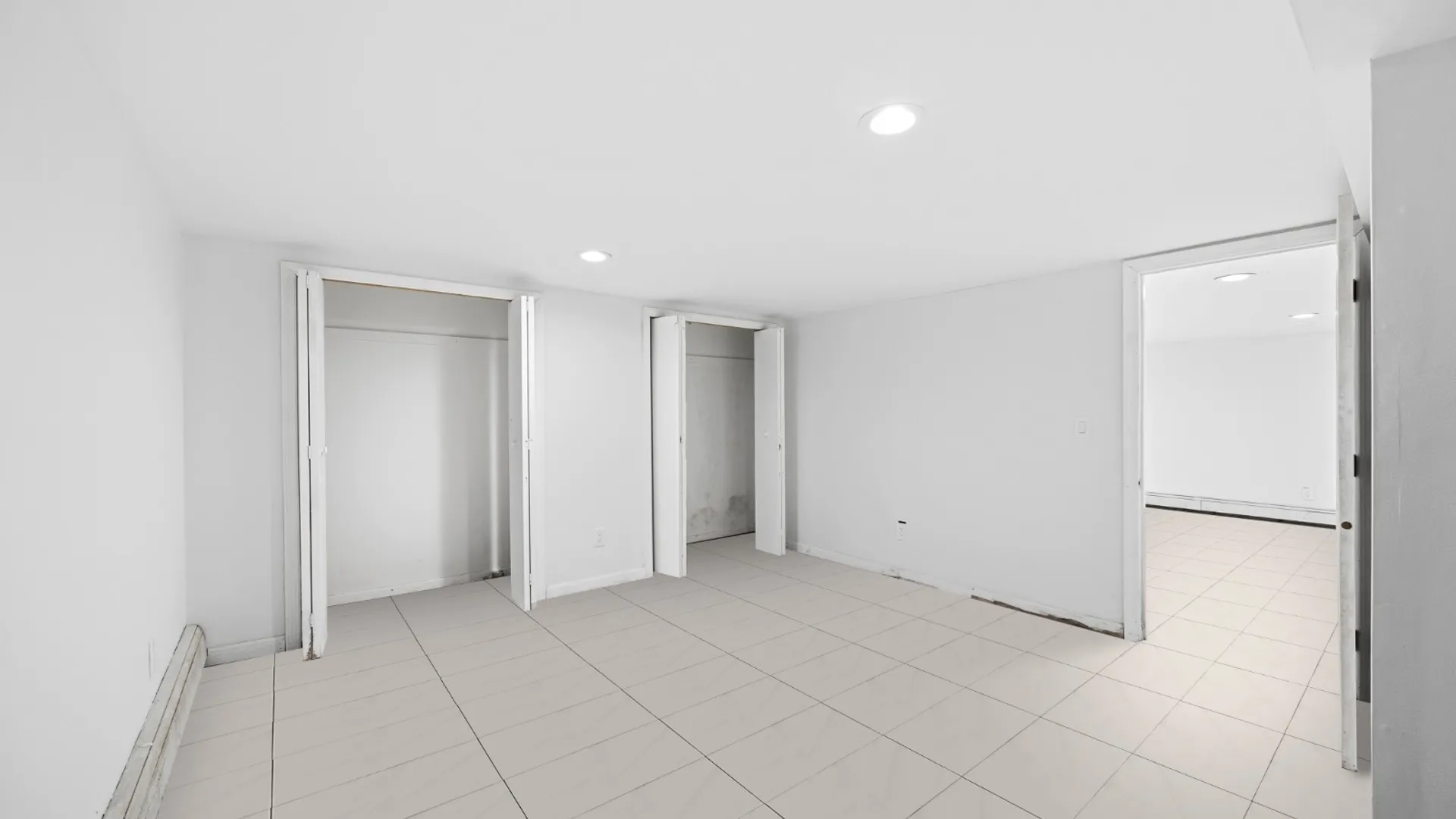 Property at 14 Platt Ave, West Babylon, NY 11704 22