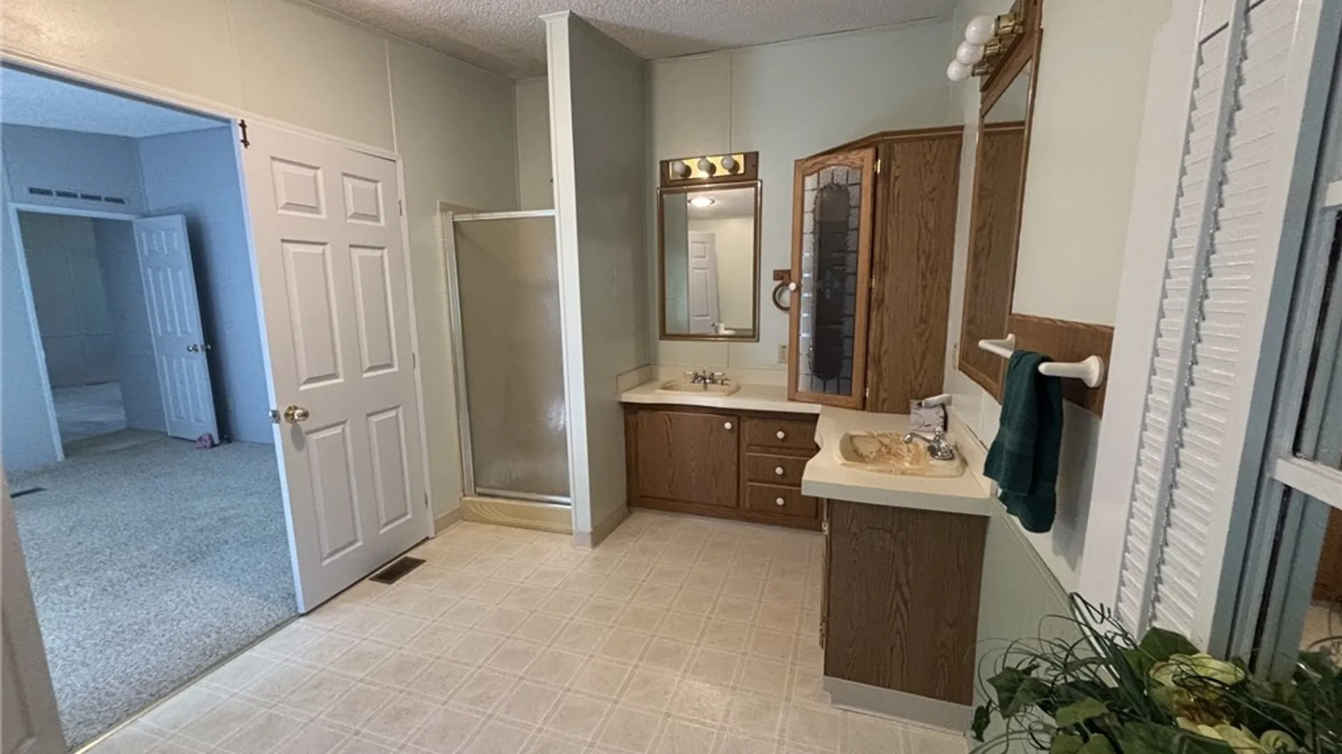 Property at 305 Sunset Drive, Clarendon, NY 14470 14