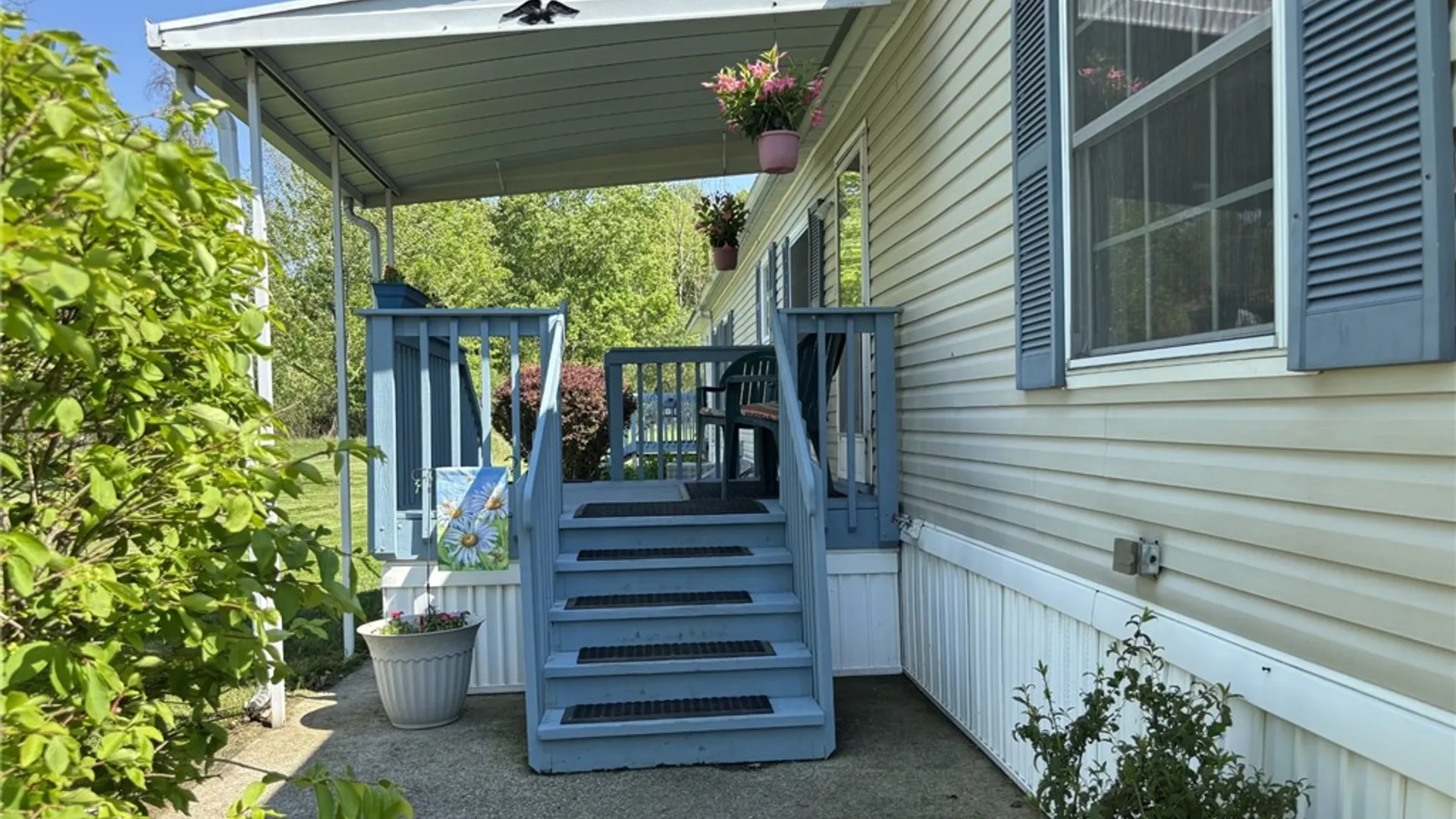 Property at 305 Sunset Drive, Clarendon, NY 14470 2