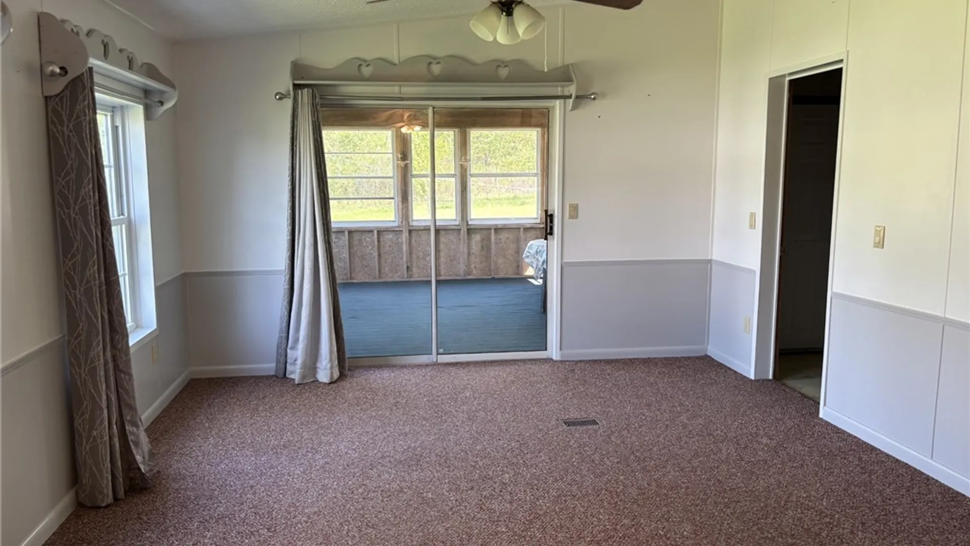 Property at 305 Sunset Drive, Clarendon, NY 14470 25