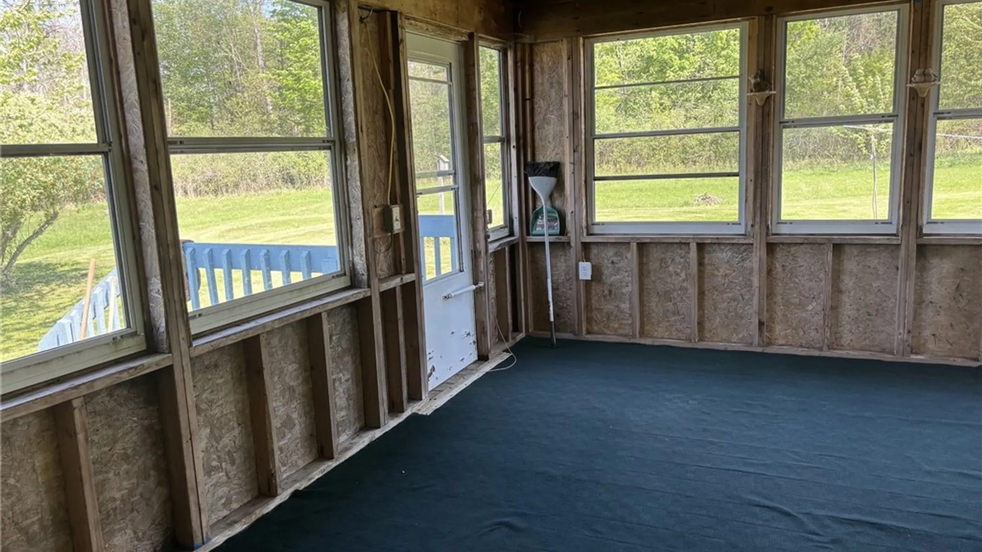 Property at 305 Sunset Drive, Clarendon, NY 14470 27