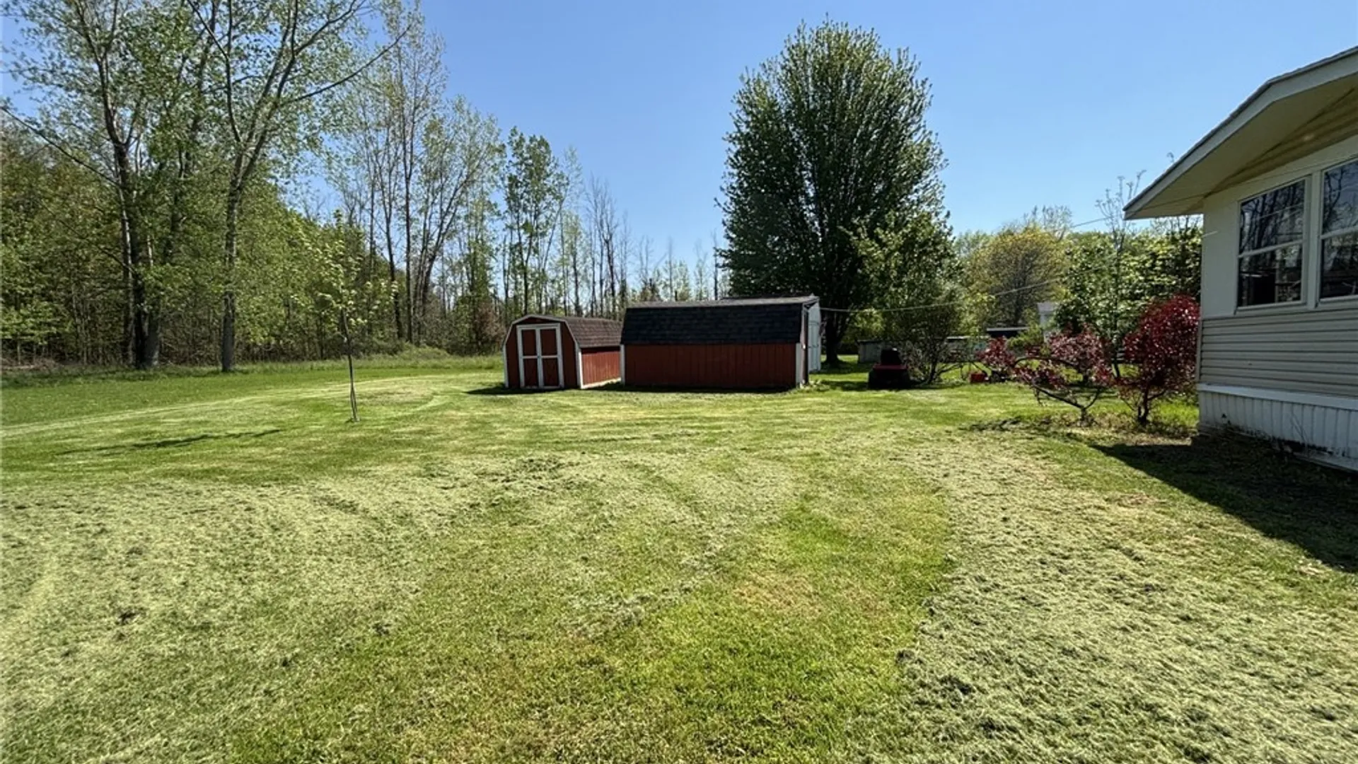 Property at 305 Sunset Drive, Clarendon, NY 14470 29