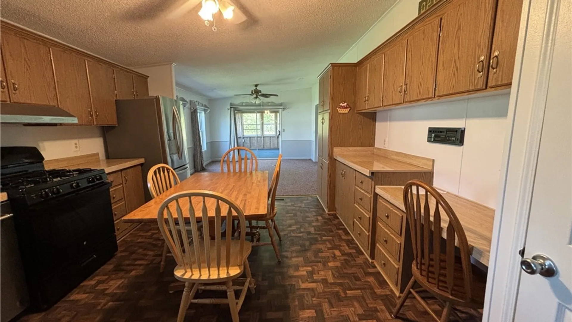 Property at 305 Sunset Drive, Clarendon, NY 14470 8