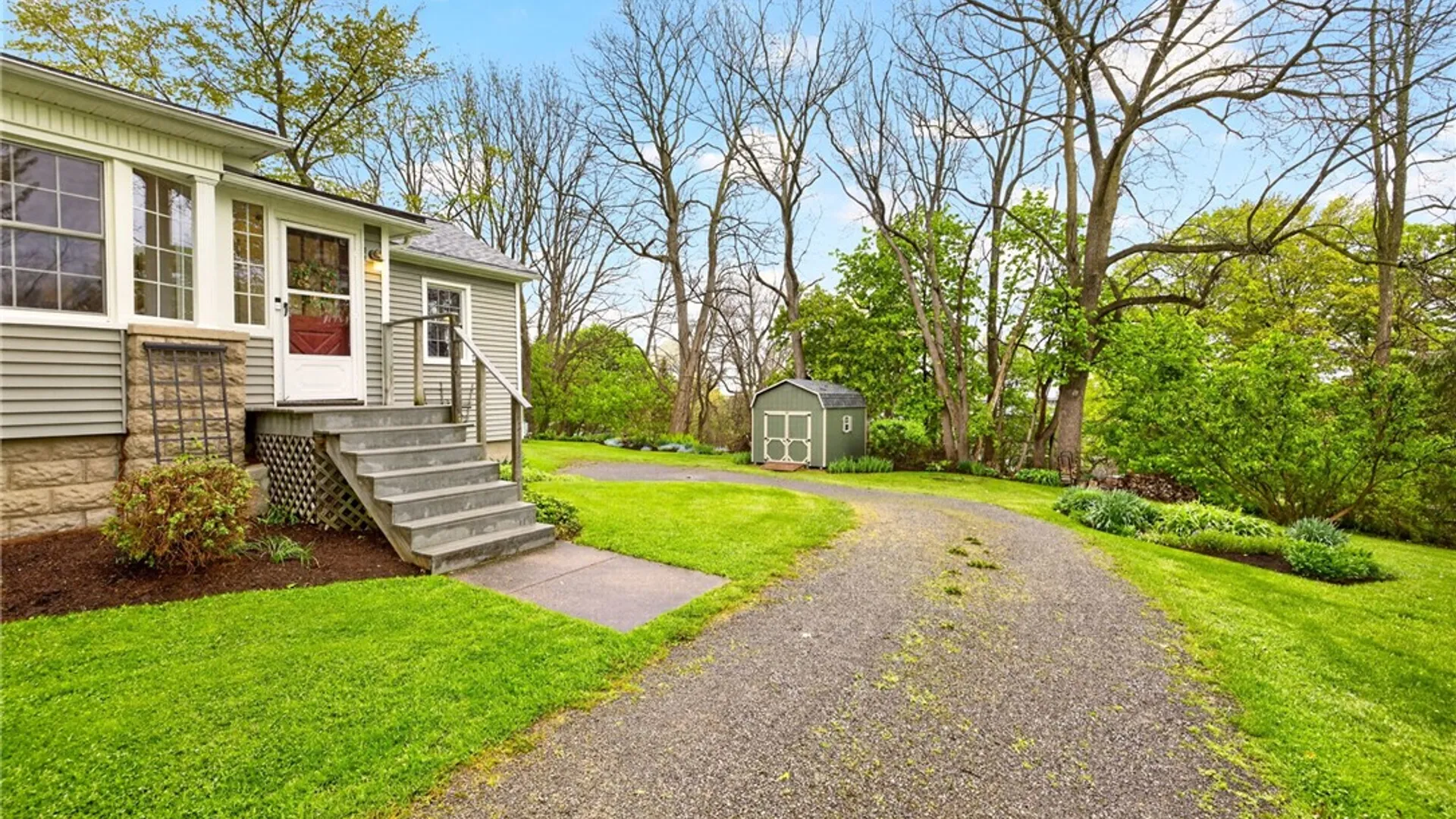 Property at 48 State Street, East Bloomfield, NY 14469 40