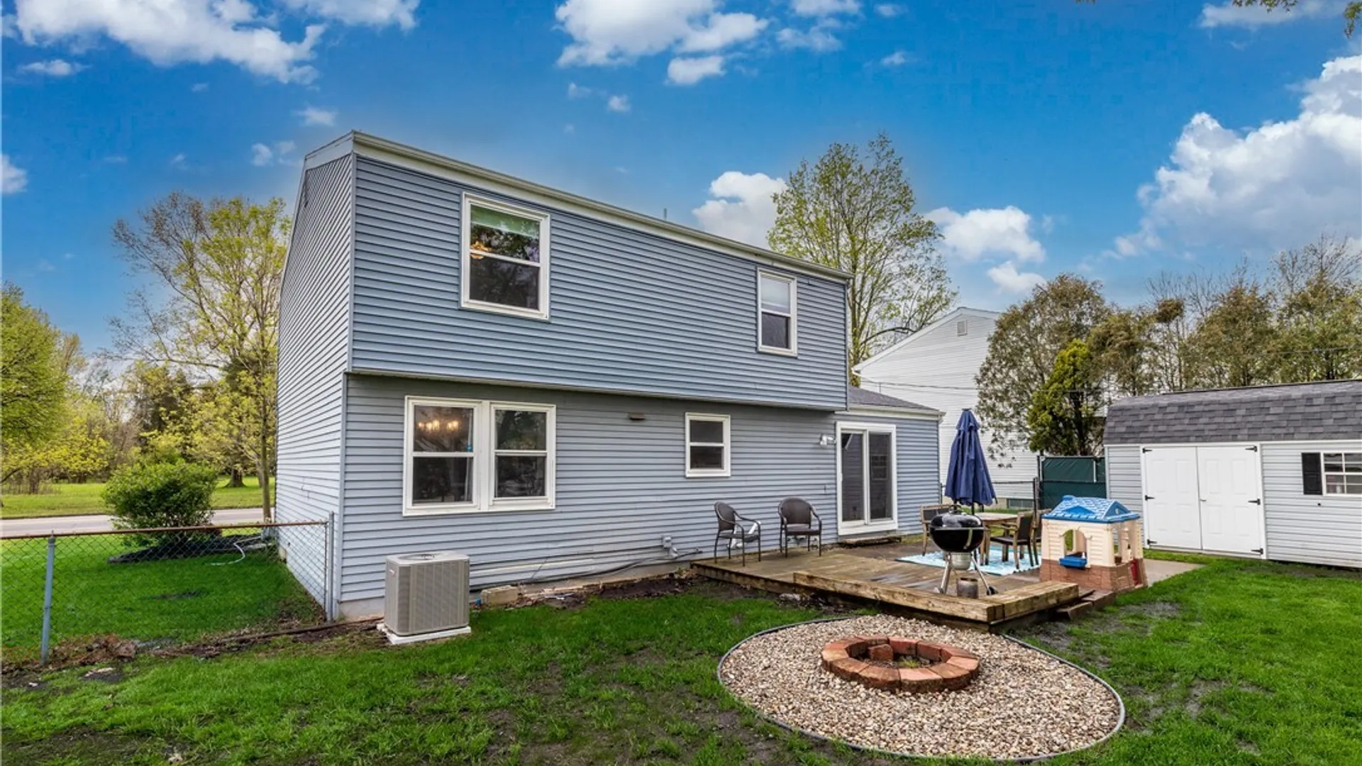 Property at 28 W Klein Road, Amherst, NY 14221 28