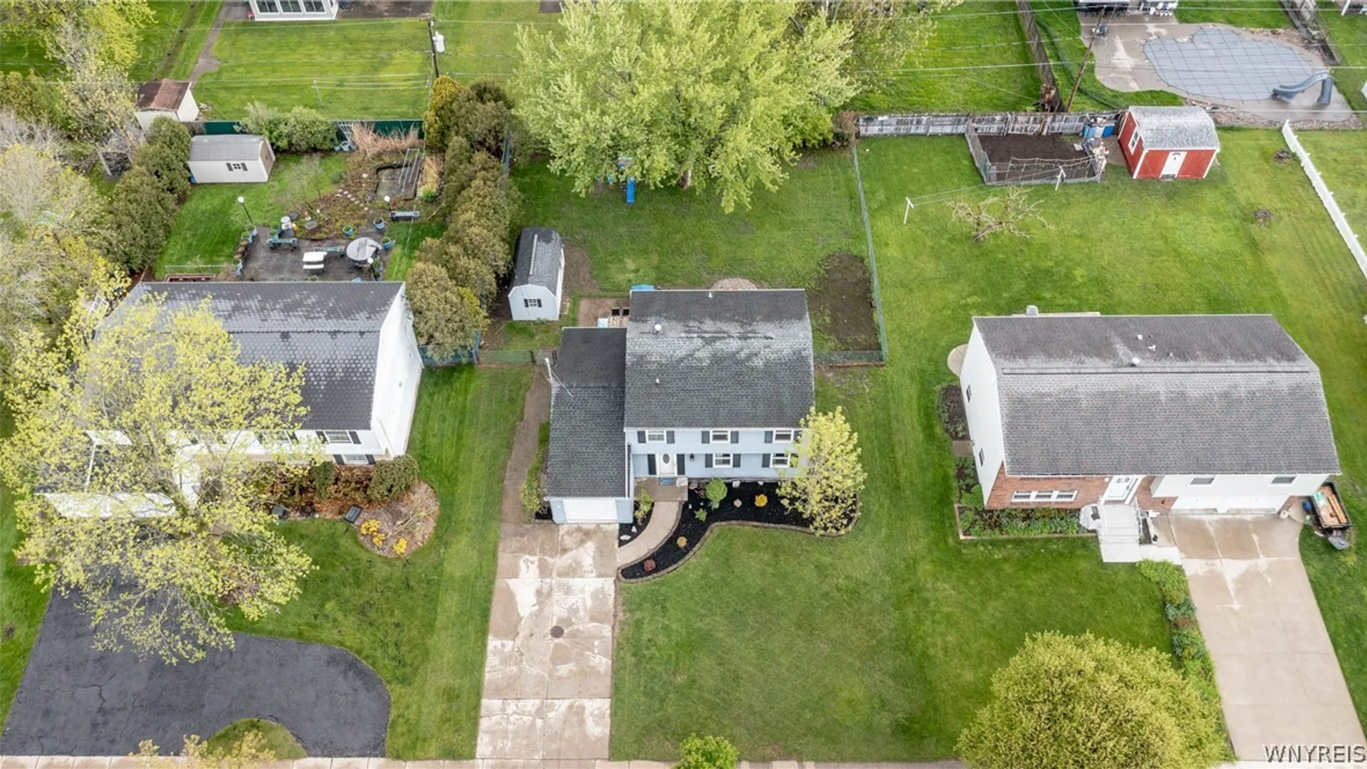 Property at 28 W Klein Road, Amherst, NY 14221 34