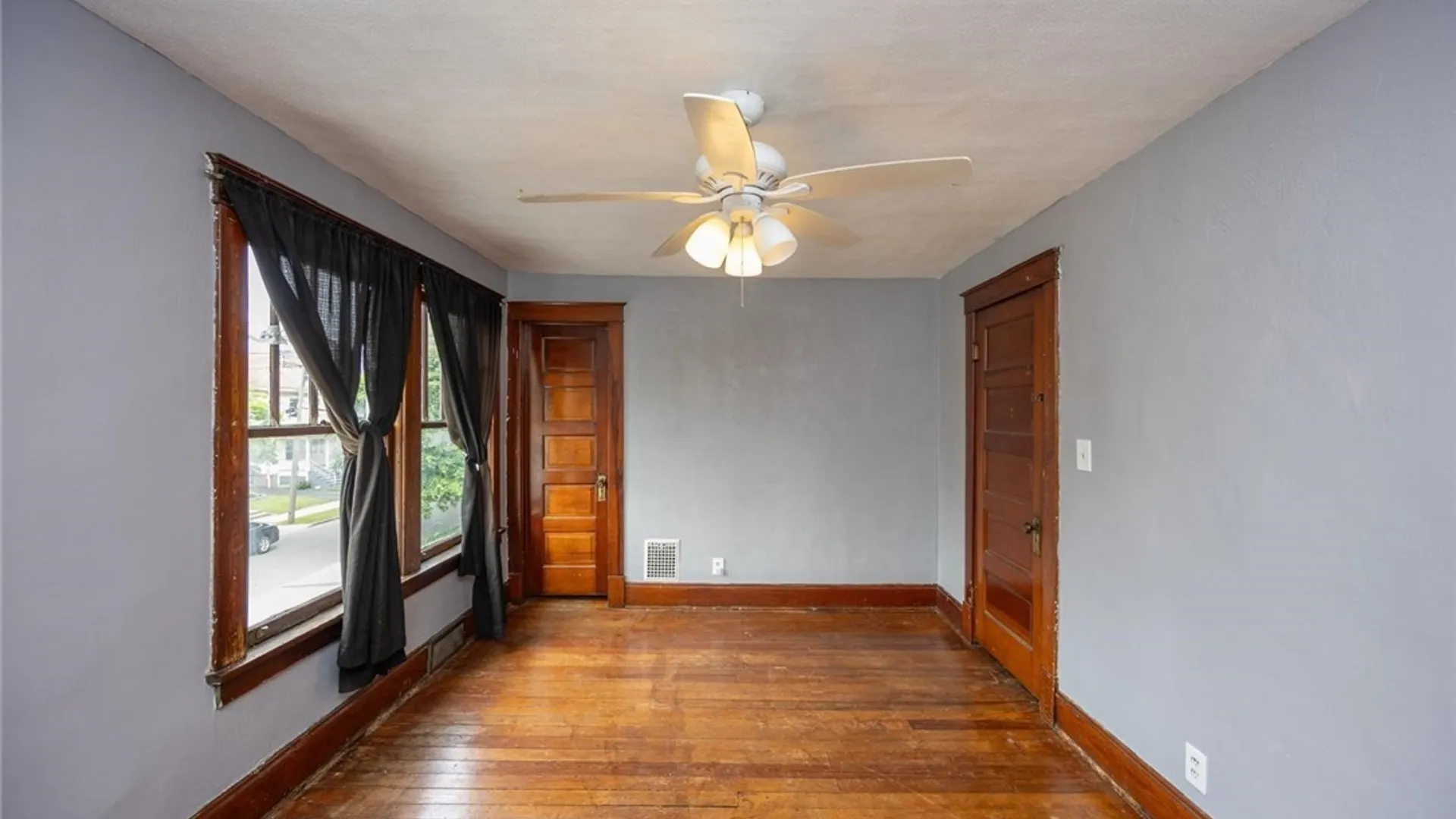 Property at 2215 South Avenue, Niagara Falls, NY 14305 27