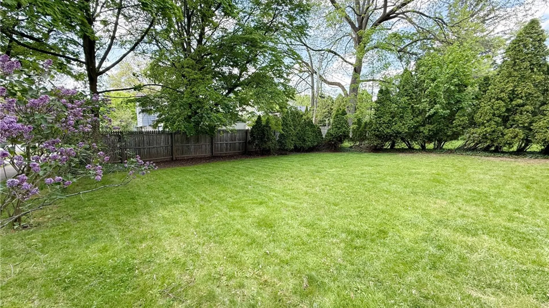 Property at 480 Newton Drive, Brighton, NY 14618 20