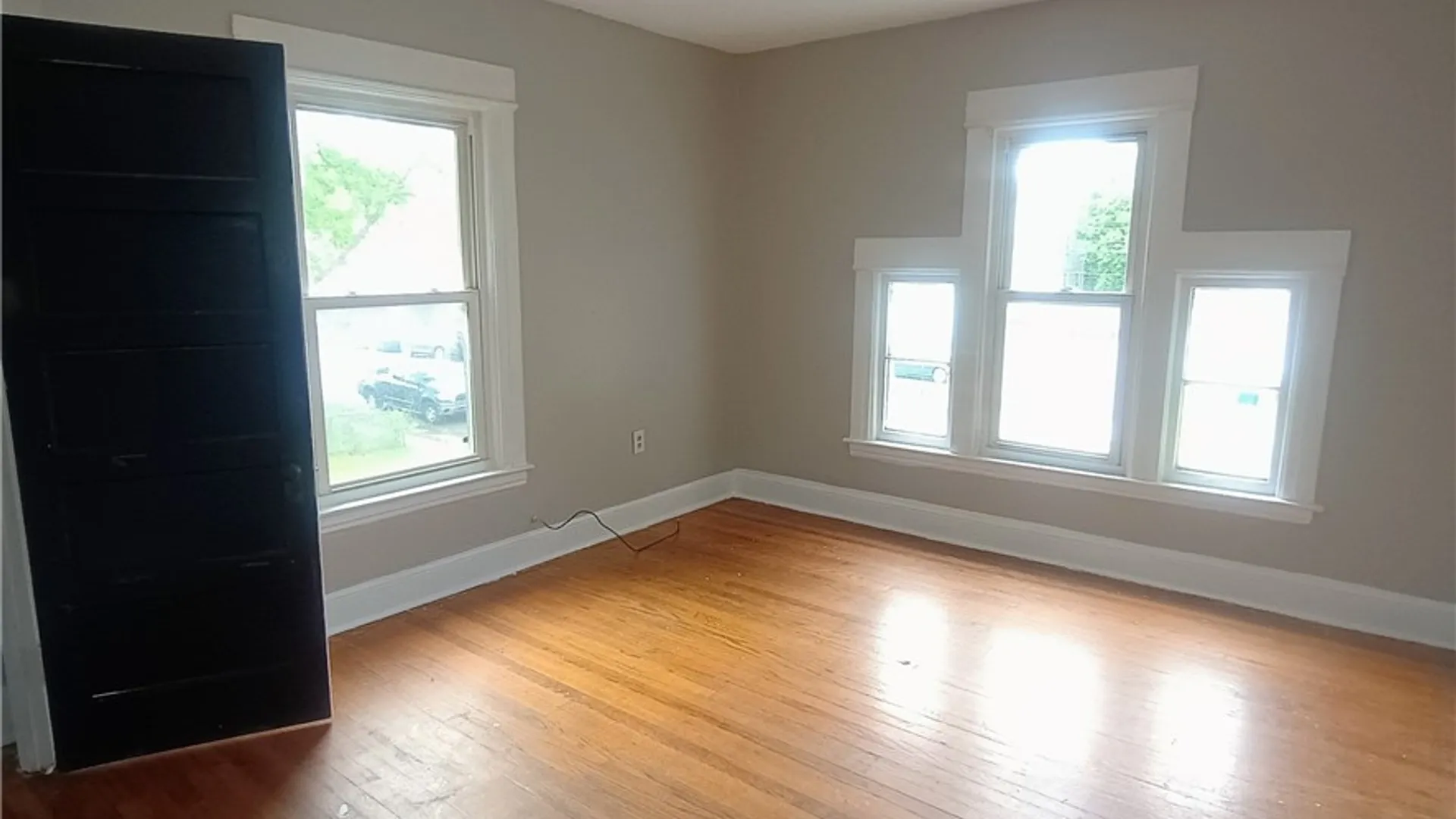 Property at 2009 S Salina Street, Syracuse, NY 13205 4