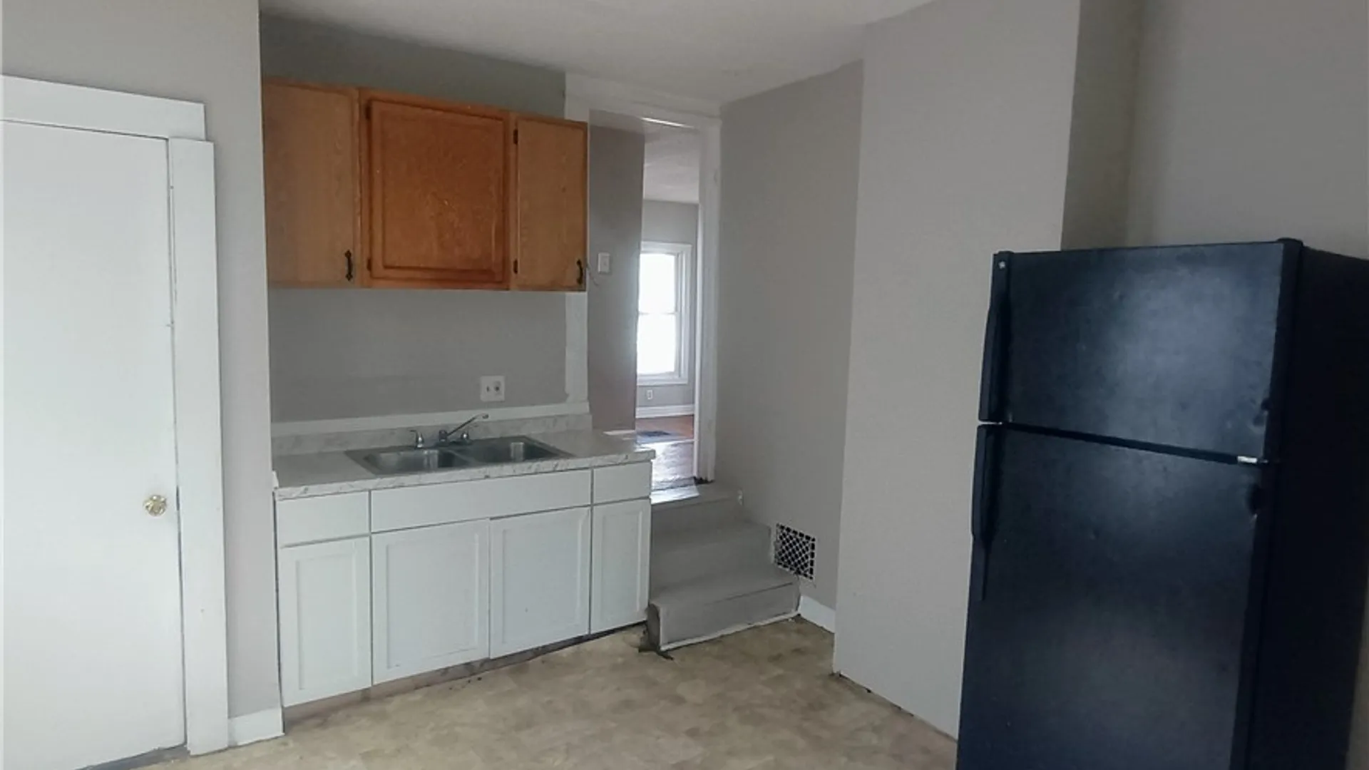 Property at 2009 S Salina Street, Syracuse, NY 13205 9