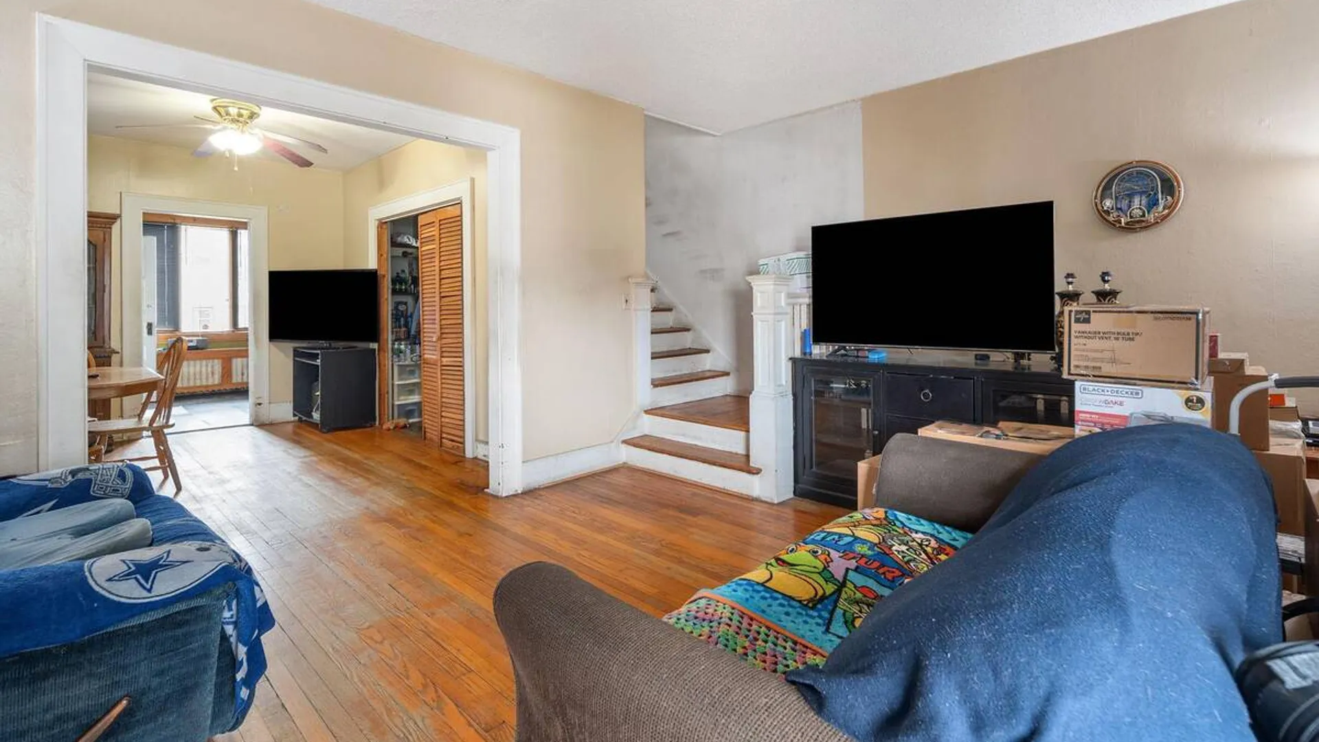 Property at 346-348 Leedale Street, Albany, NY 12209 5