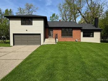 4540 Gentwood Drive, Clarence, NY 14221