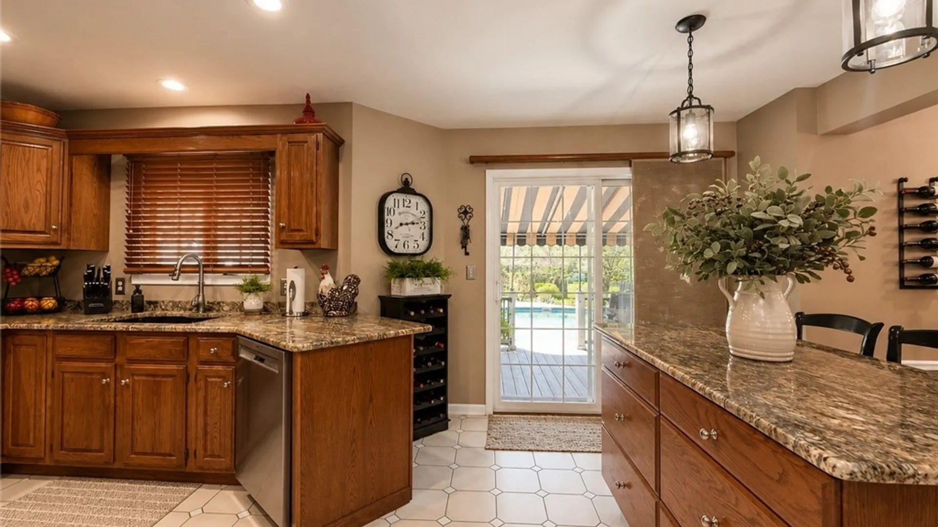 Property at 16 Woodstream Circle, Grand Island, NY 14072 13