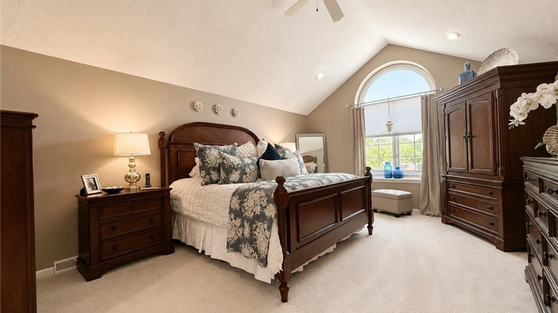 Property at 16 Woodstream Circle, Grand Island, NY 14072 31
