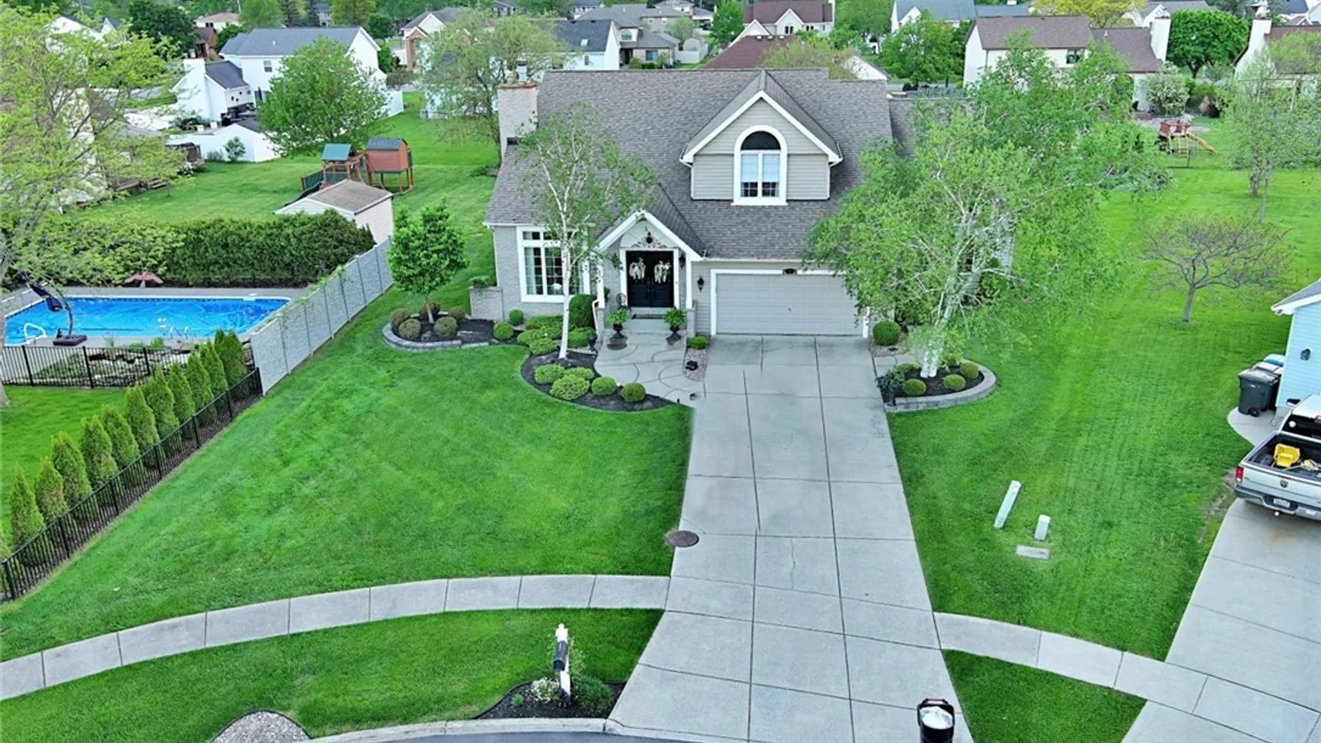 Property at 16 Woodstream Circle, Grand Island, NY 14072 48
