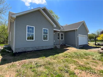 3 Lynwood Drive, Yates, NY 14098