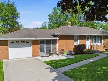 Property at 715 Park Avenue, North Tonawanda, NY 14120
