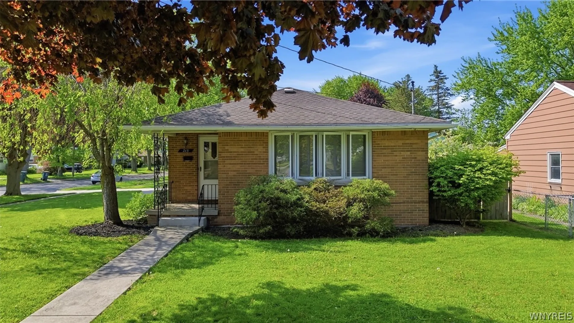 Property at 715 Park Avenue, North Tonawanda, NY 14120 3