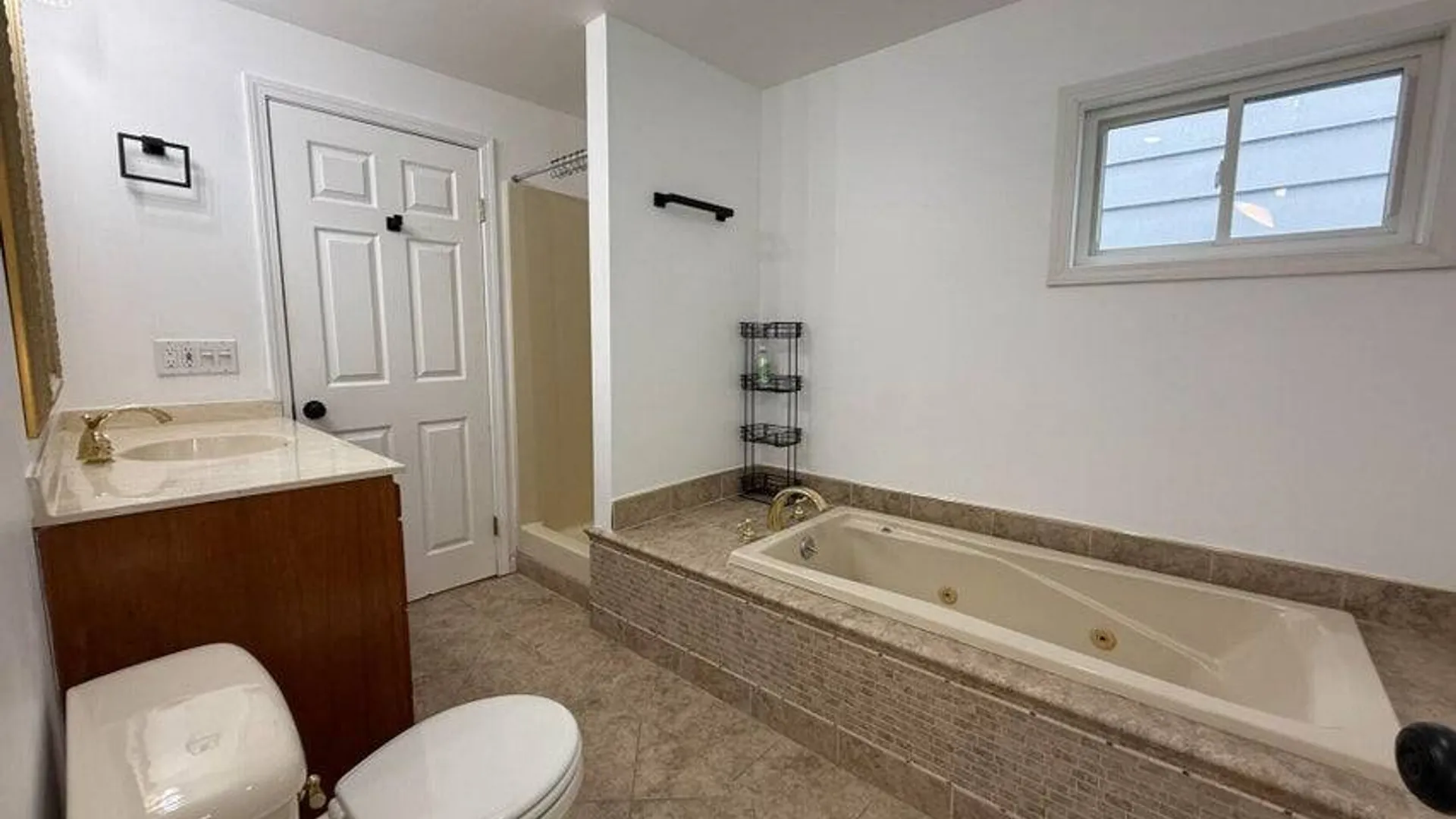 Property at 27 McElwain Avenue, Cohoes, NY 12047 15