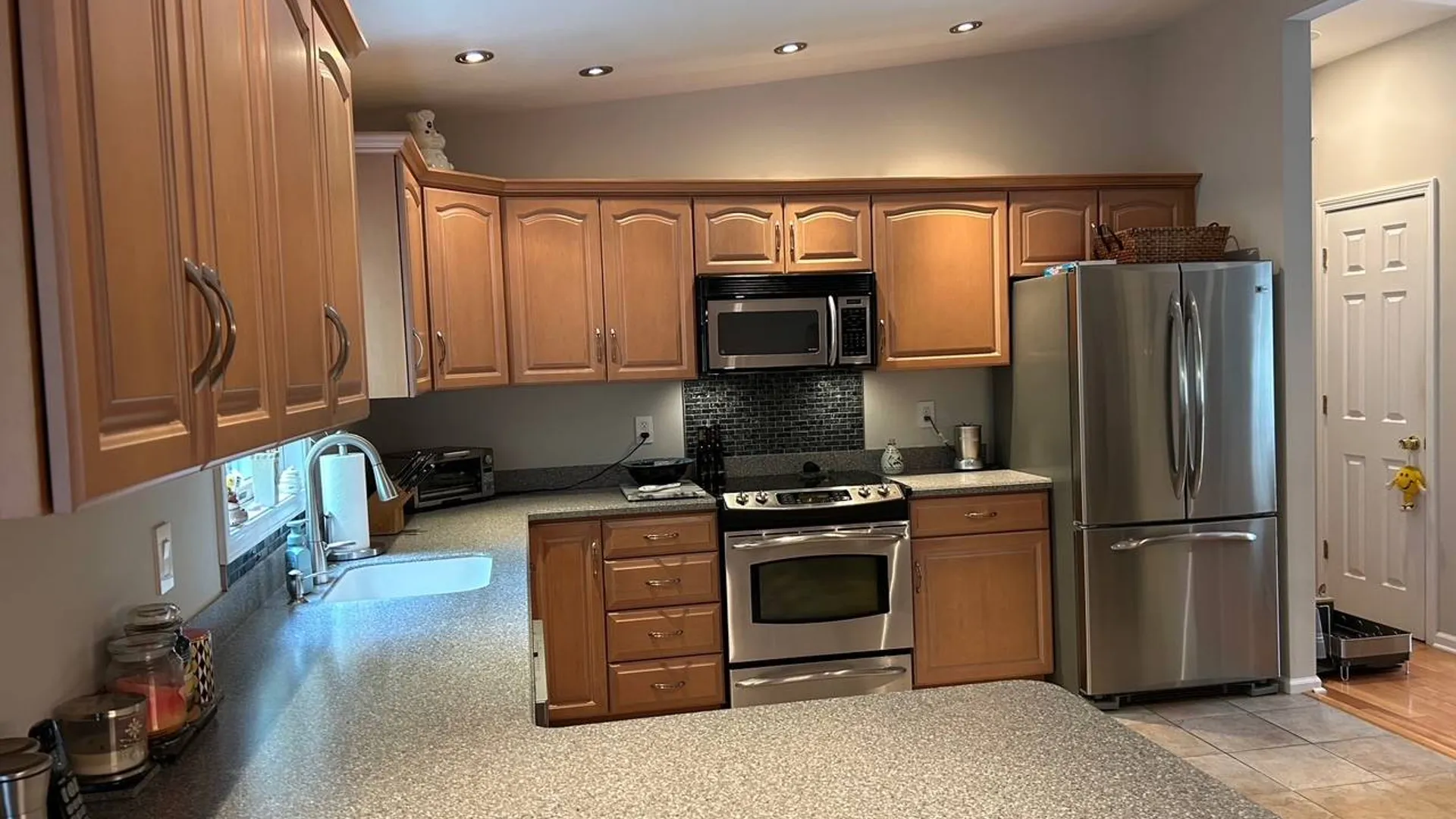 Property at 25 Cocoa Lane, Newburgh, NY 12550 10