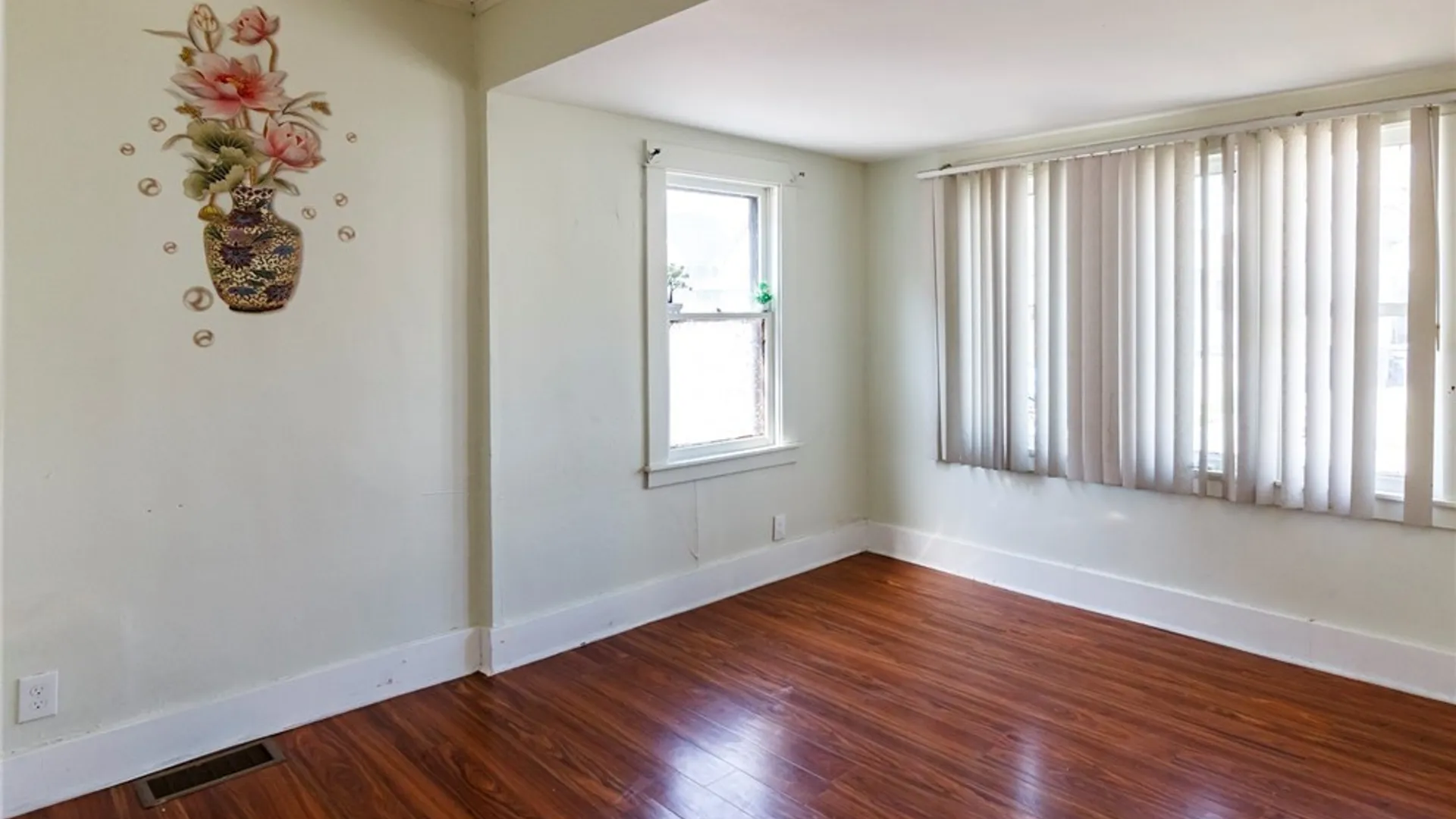 Property at 159 Kilhoffer Street, Buffalo, NY 14211 10
