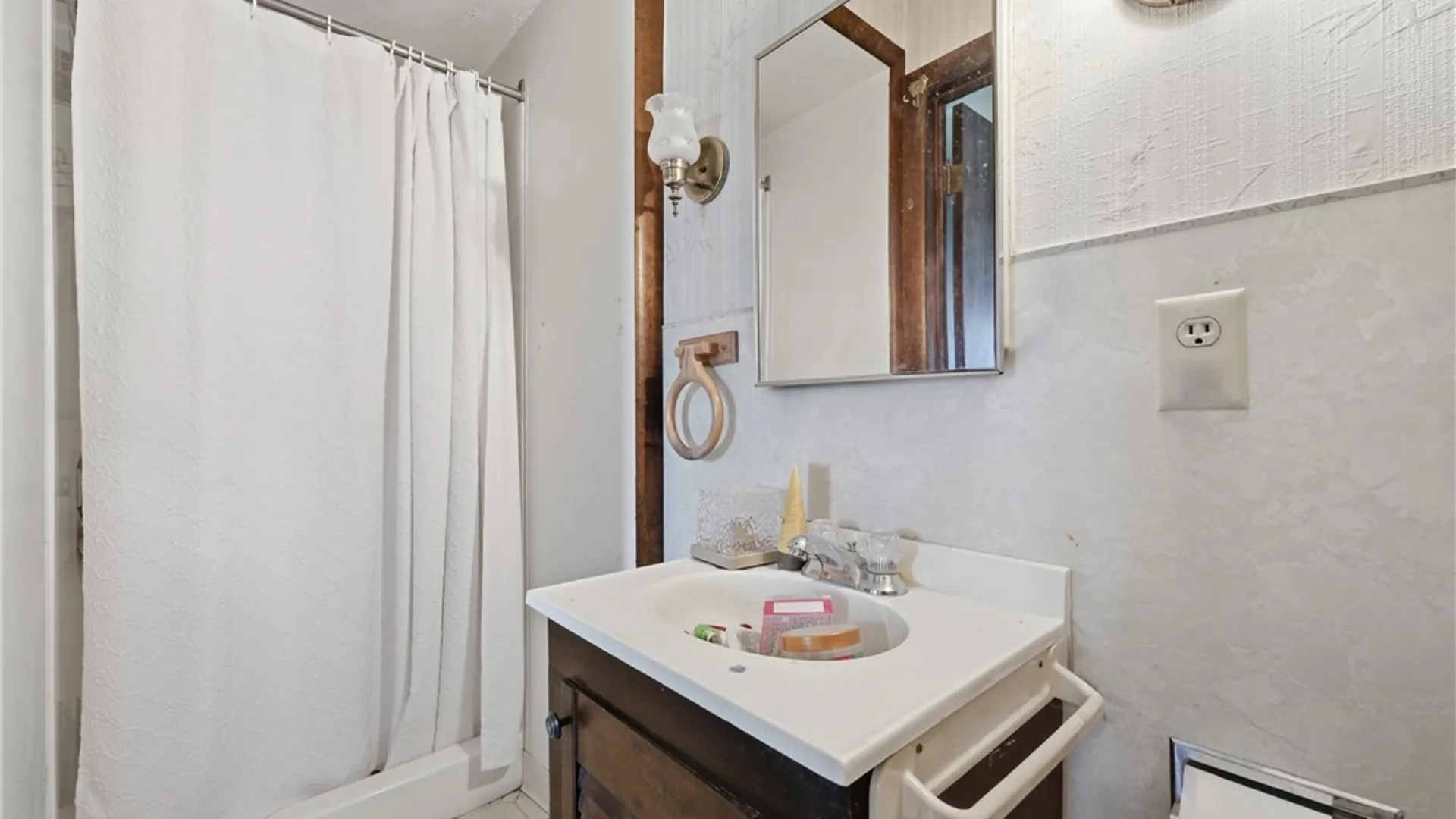 Property at 15 Elmwood Avenue, Batavia City, NY 14020 16