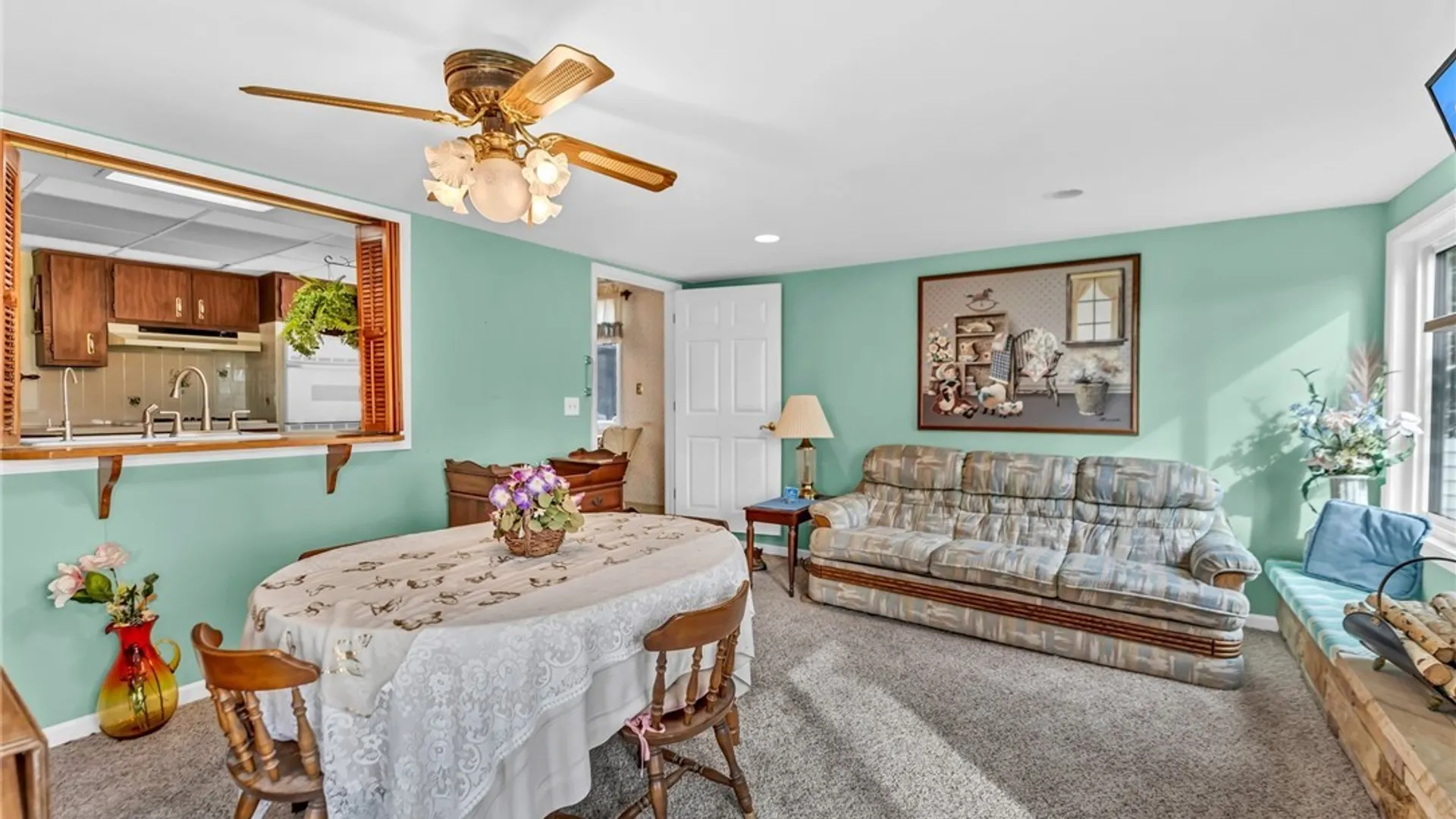Property at 6105 Newton Road, Orchard Park, NY 14127 6