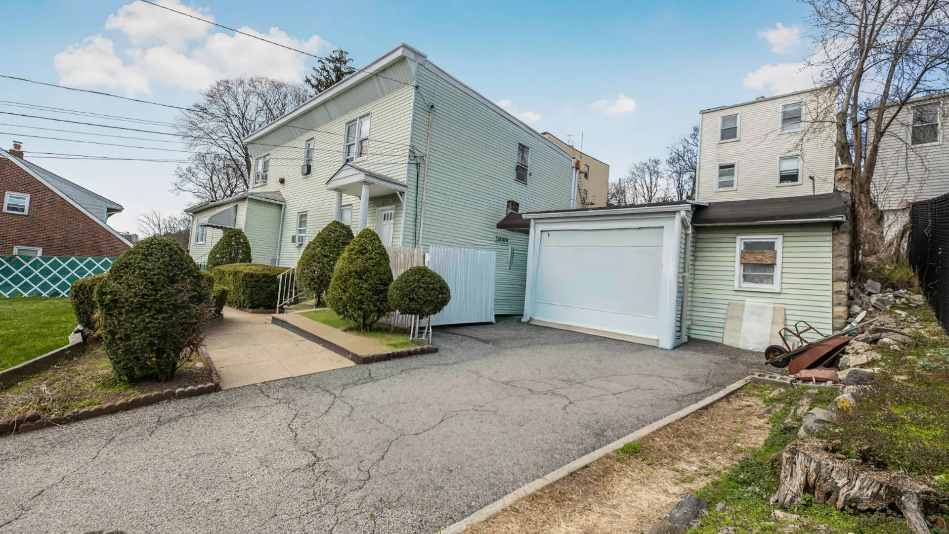 Property at 125 Woodland Ave, Yonkers, NY 10703 19