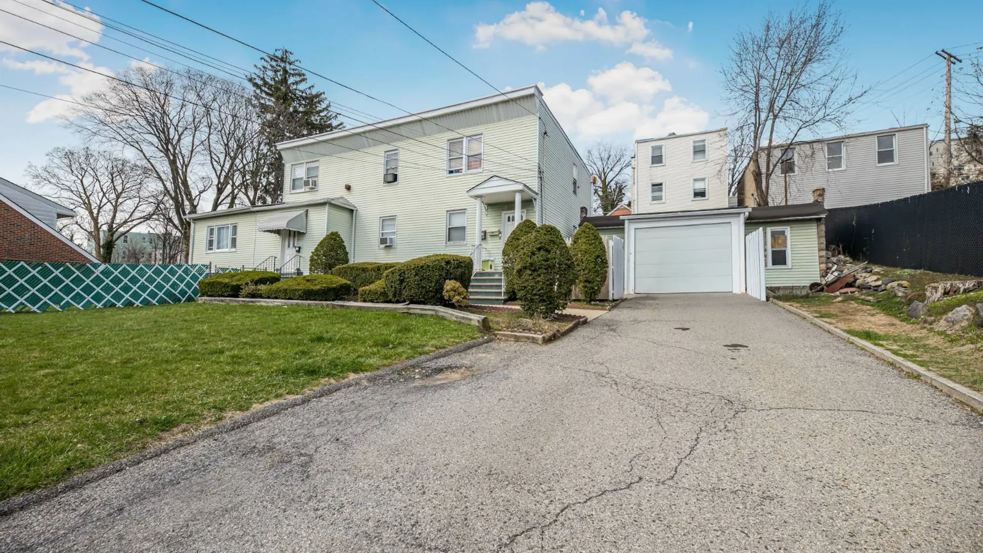 Property at 125 Woodland Ave, Yonkers, NY 10703 21