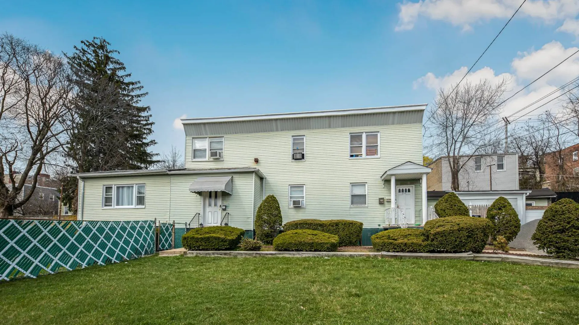 Property at 125 Woodland Ave, Yonkers, NY 10703 24