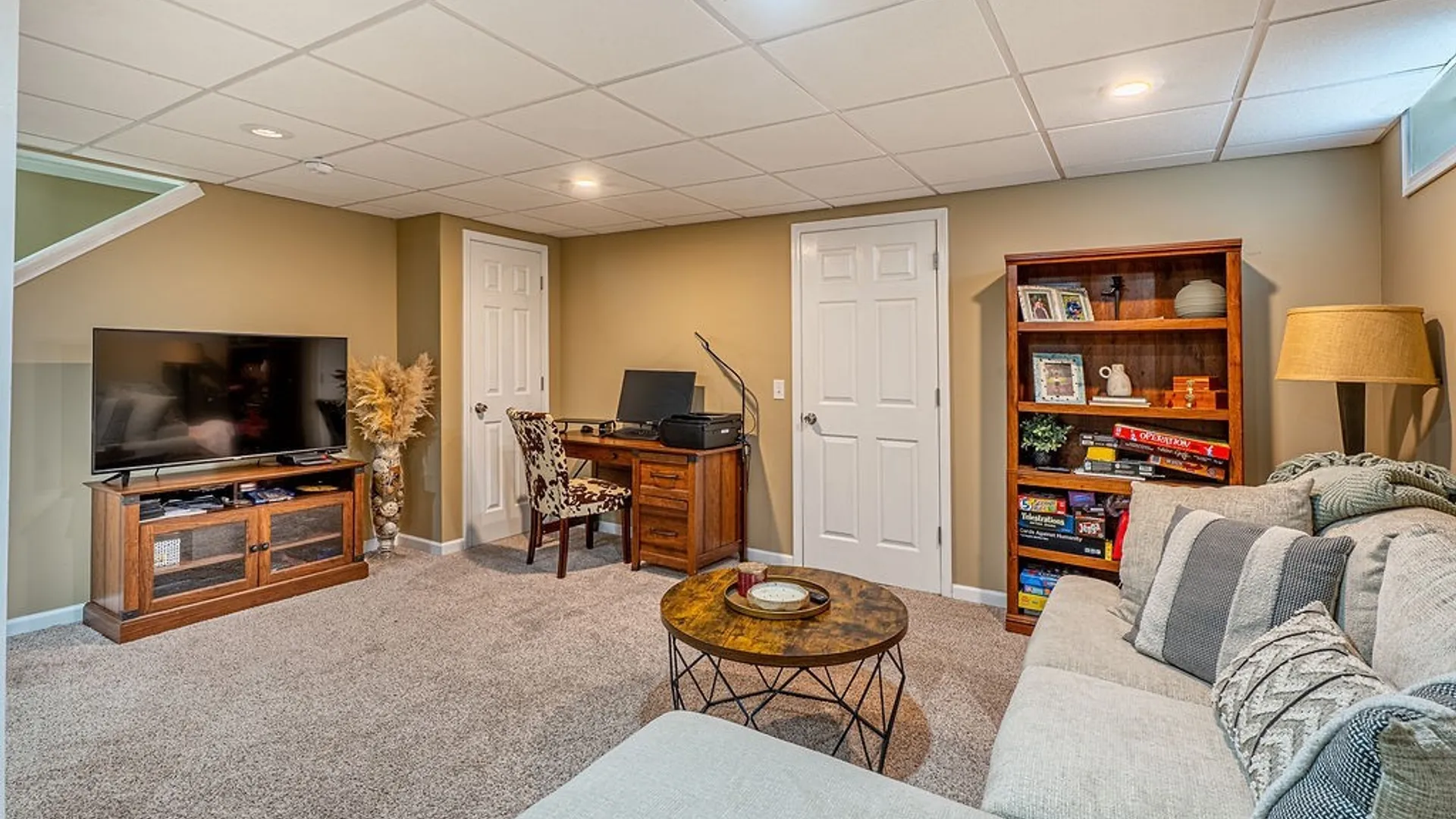 Property at 39 Newberry Lane, Lancaster, NY 14086 37