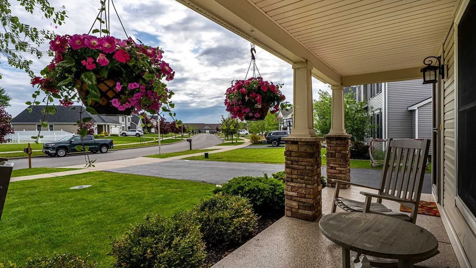 Property at 39 Newberry Lane, Lancaster, NY 14086 4