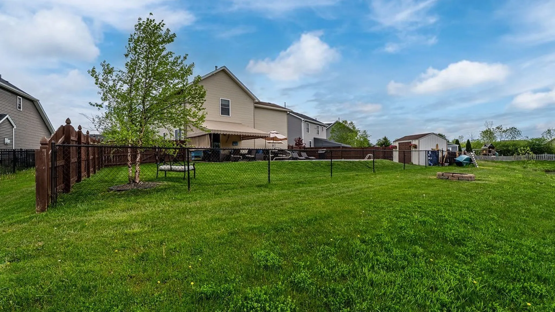Property at 39 Newberry Lane, Lancaster, NY 14086 45