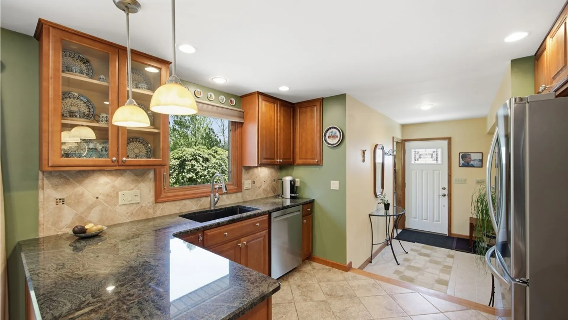 Property at 291 Seneca Place, Lancaster, NY 14086 12
