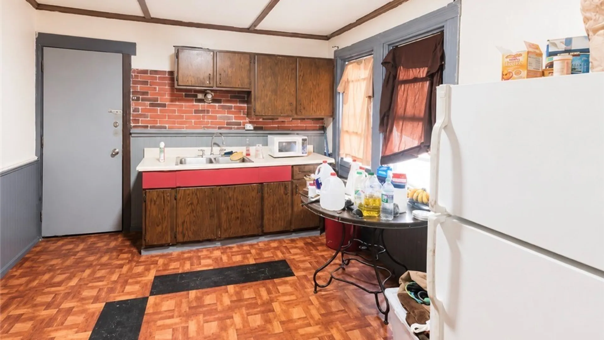 Property at 163 16th Street, Buffalo, NY 14213 12