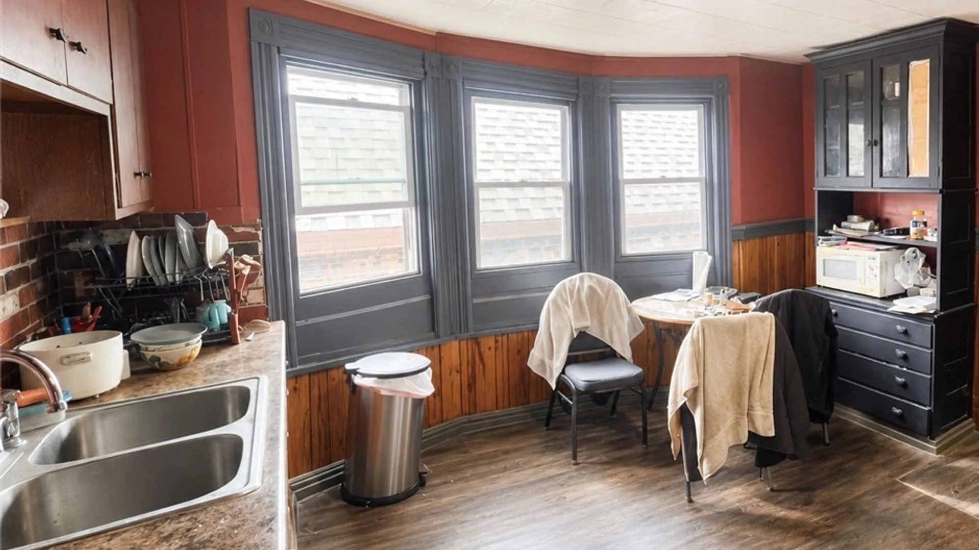Property at 163 16th Street, Buffalo, NY 14213 8