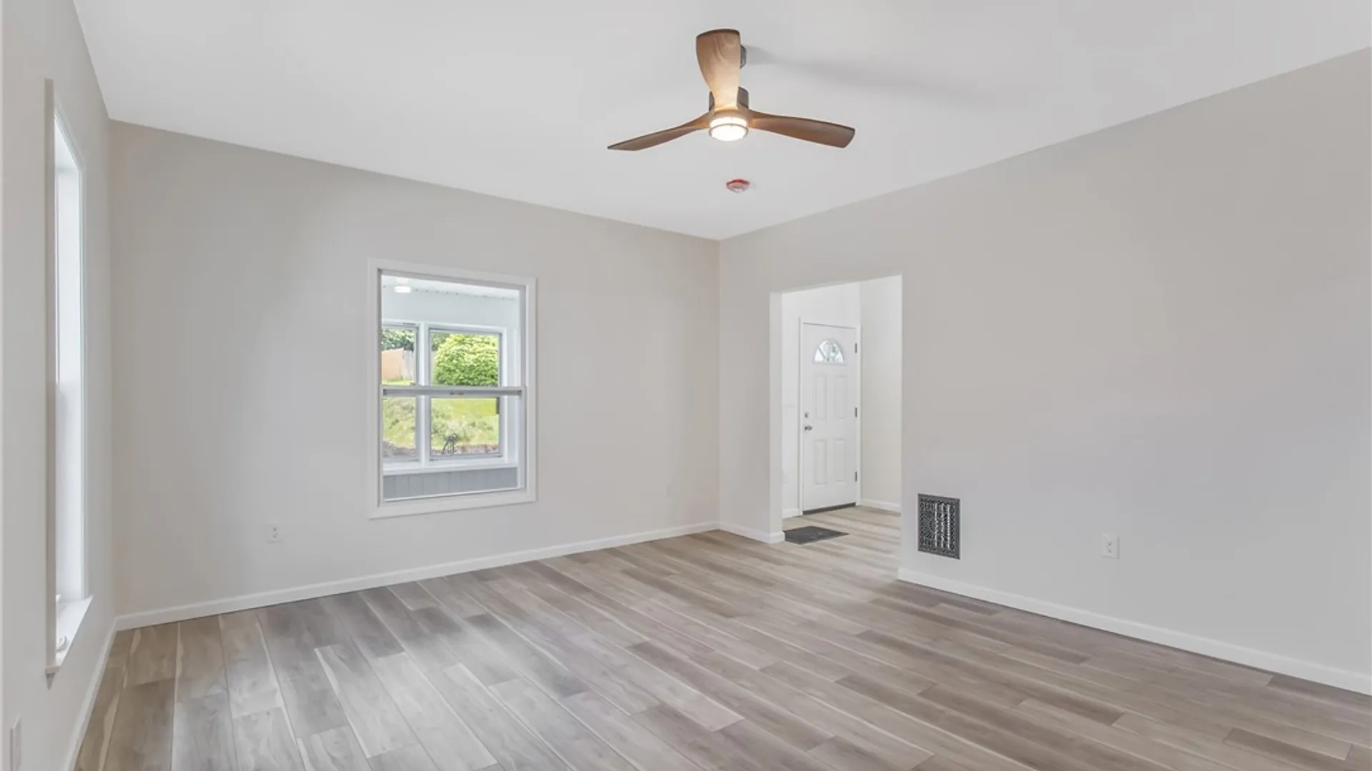 Property at 122 Alice Avenue, Geddes, NY 13209 21