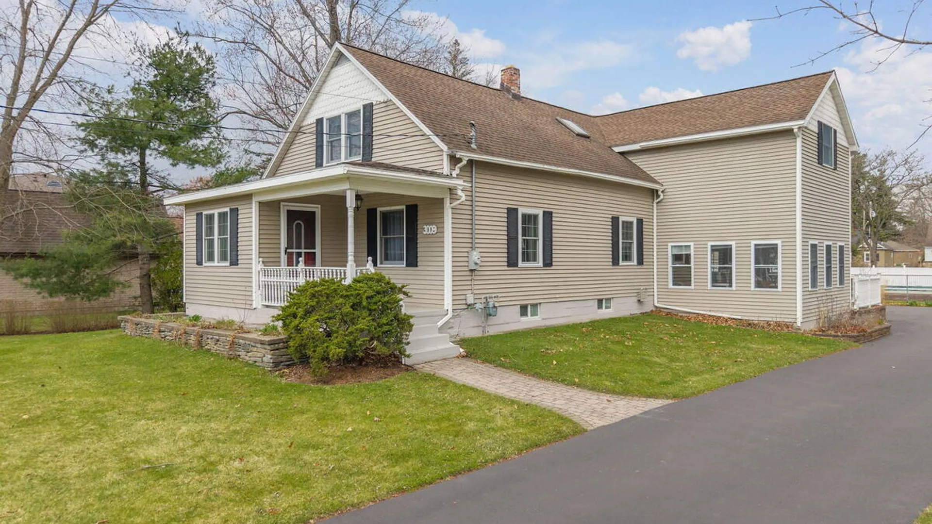Property at 3009 Sunset Lane, Guilderland, NY 12303 4