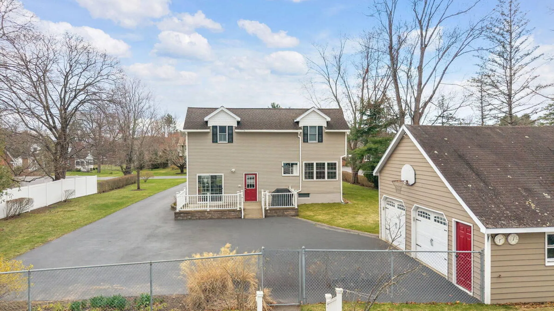 Property at 3009 Sunset Lane, Guilderland, NY 12303 54