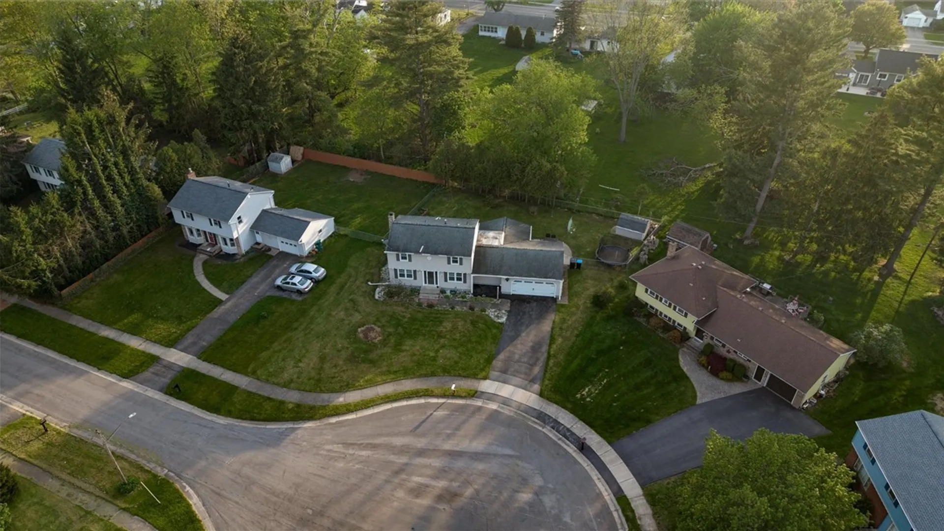 Property at 19 Kingsberry Drive, Greece, NY 14626 44