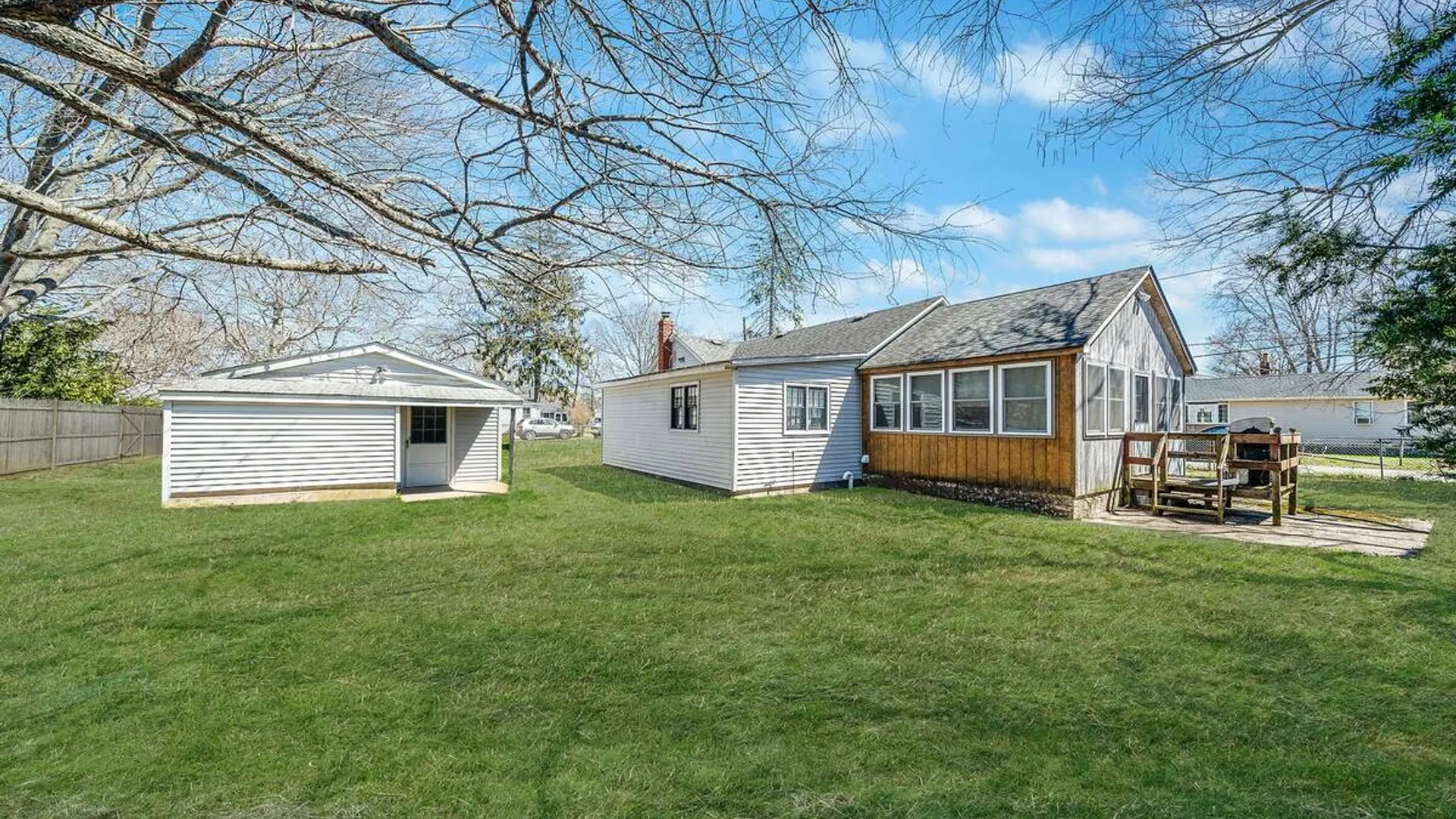Property at 2 Roberts Avenue, Mastic Beach, NY 11951 4