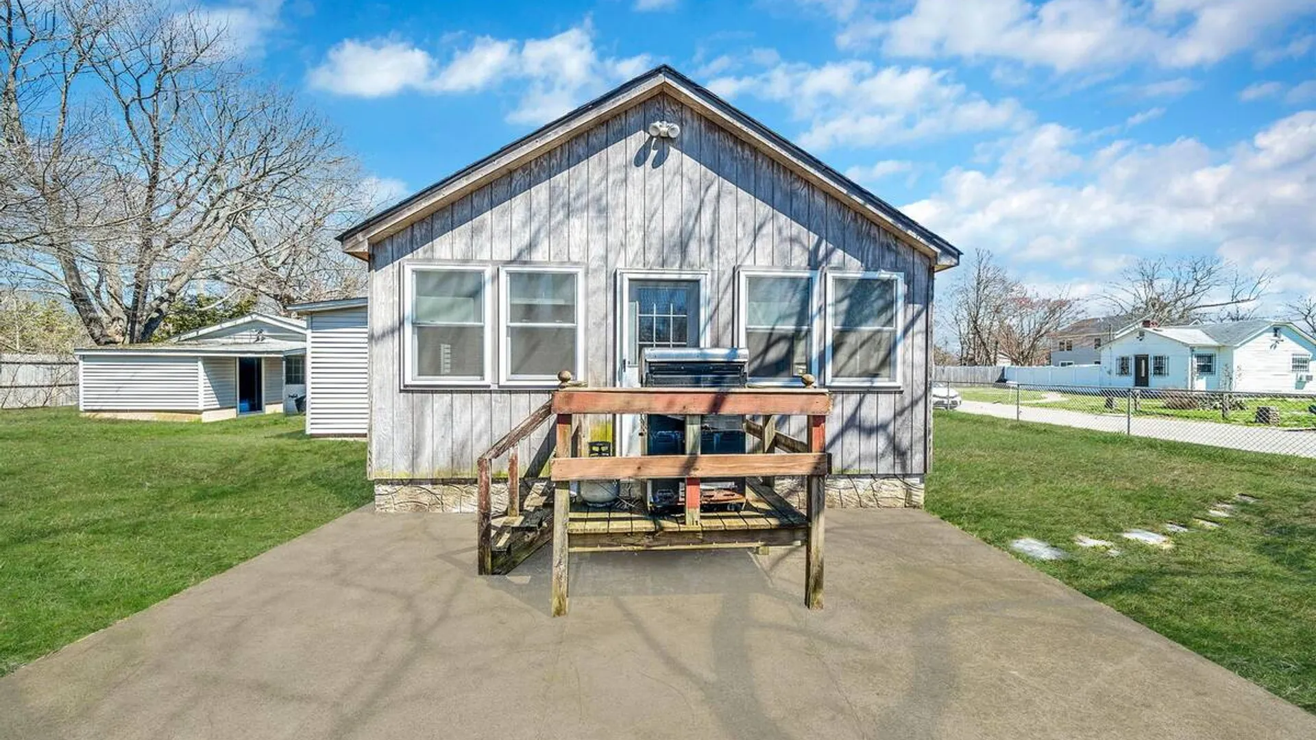 Property at 2 Roberts Avenue, Mastic Beach, NY 11951 5