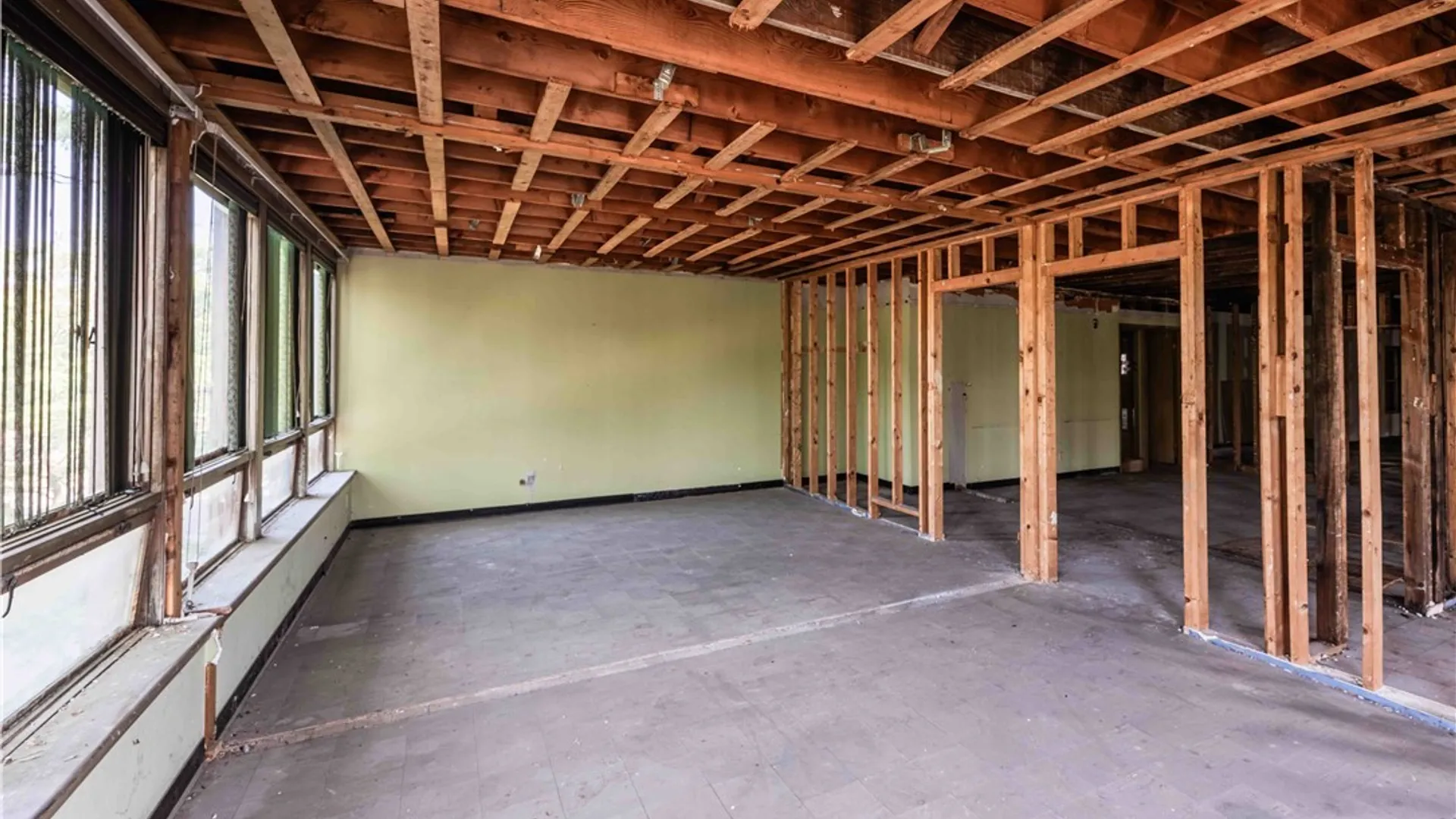Property at 511 3rd Street, Niagara Falls, NY 14301 14