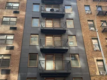 234 E 70th St, New York, NY 10021