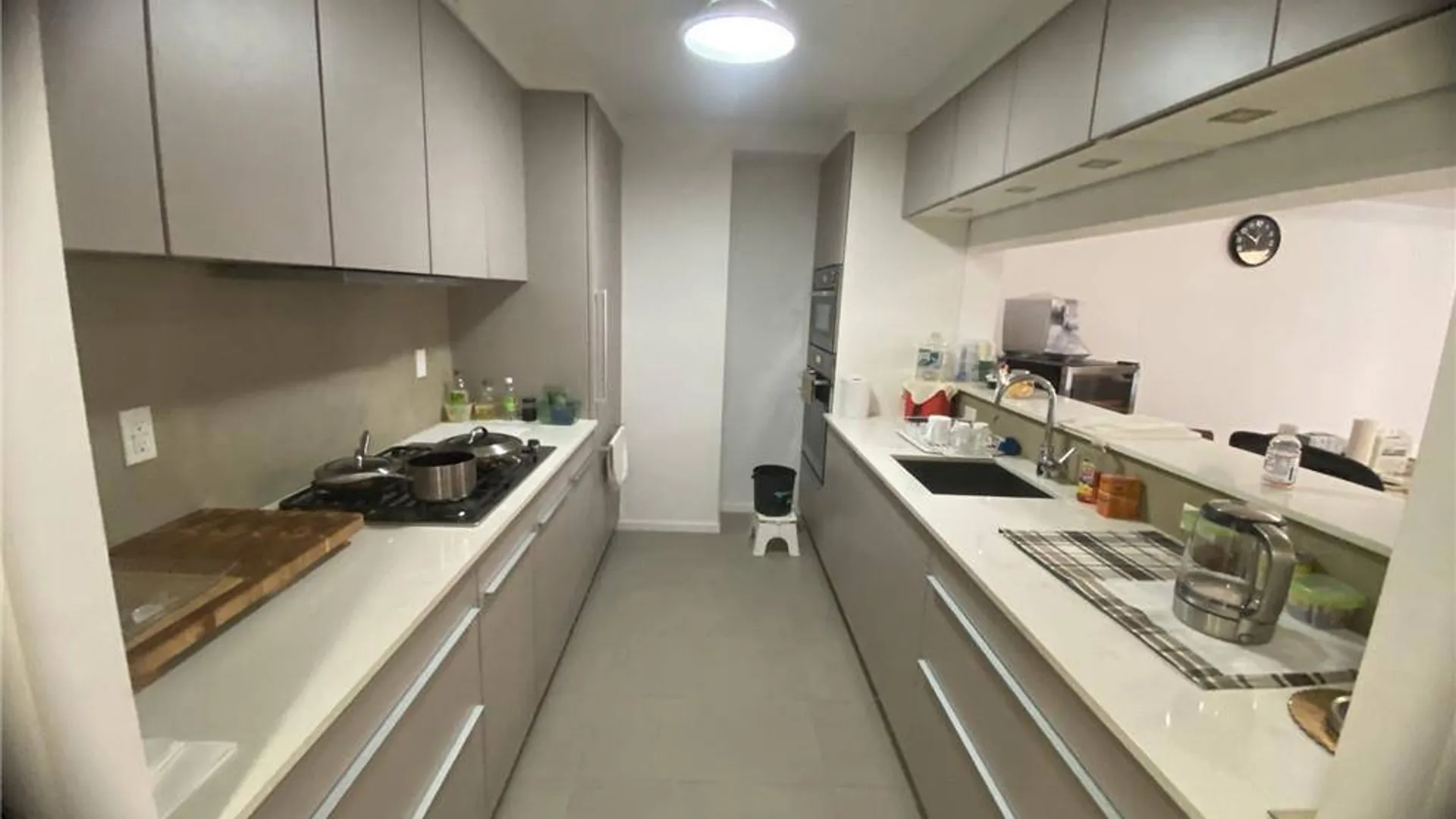 Property at 234 E 70th St, New York, NY 10021 9