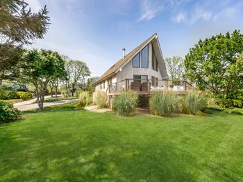 Property at 17 Wilson Court, Montauk, NY 11954