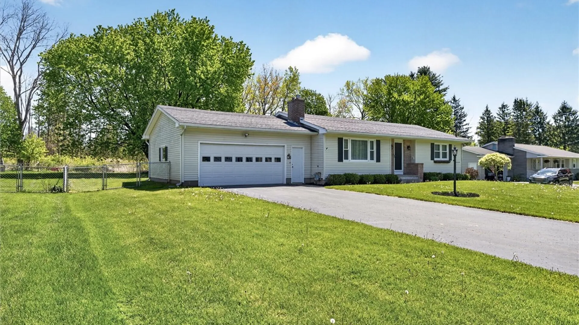 Property at 11 Drumlin Drive, Macedon, NY 14502 3