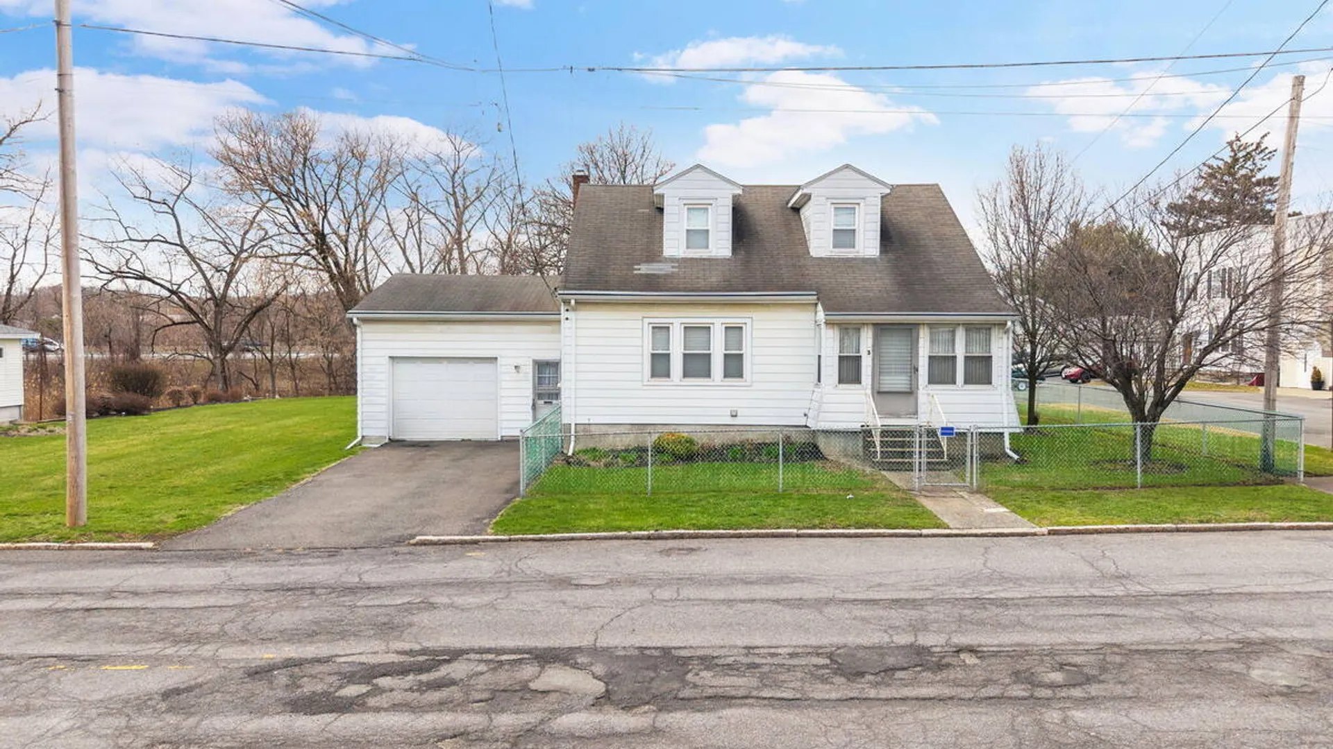 Property at 3 John Street, Green Island, NY 12183 2